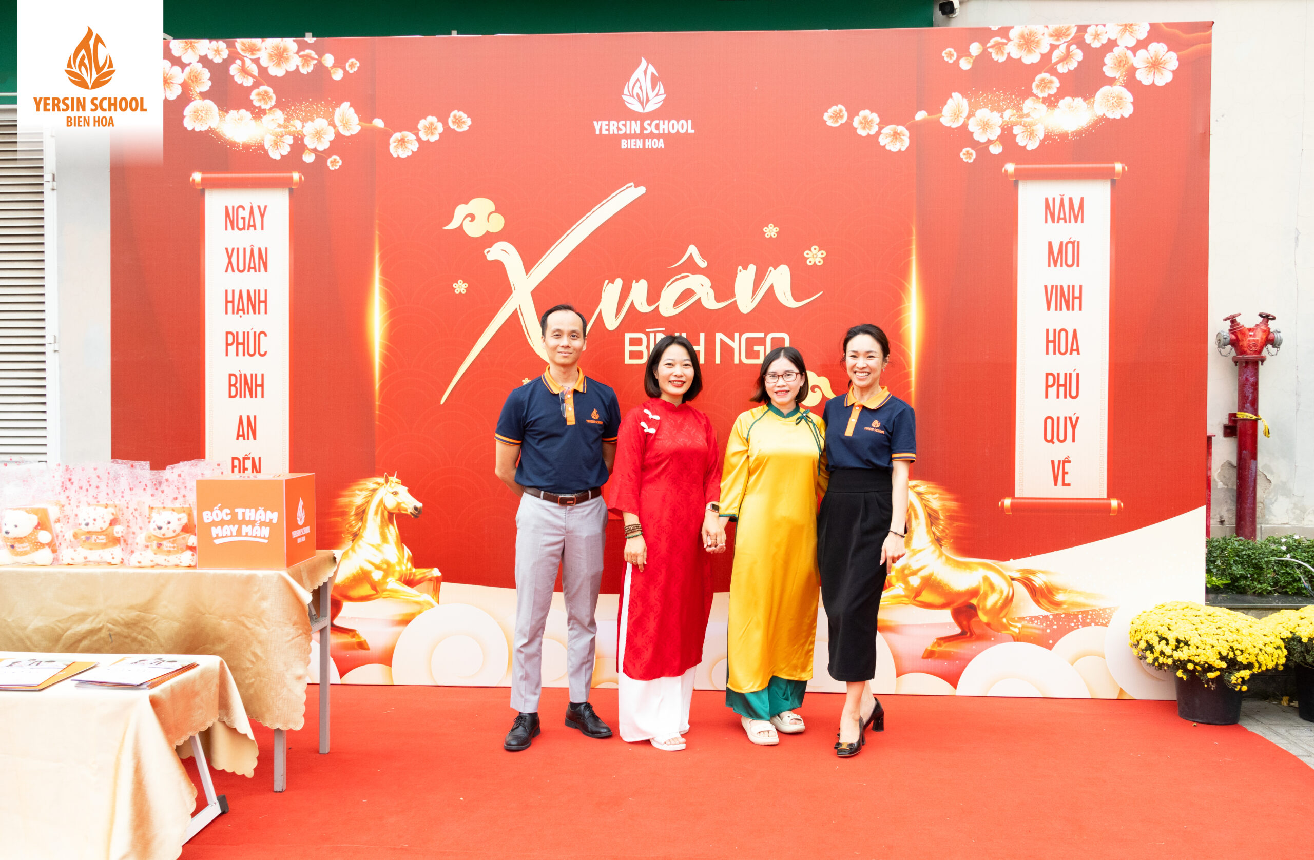 YERSIN SCHOOL BIÊN HÒA TRAO HỌC BỔNG TẠI NGÀY HỘI XUÂN CHUNG CƯ SAMSORA