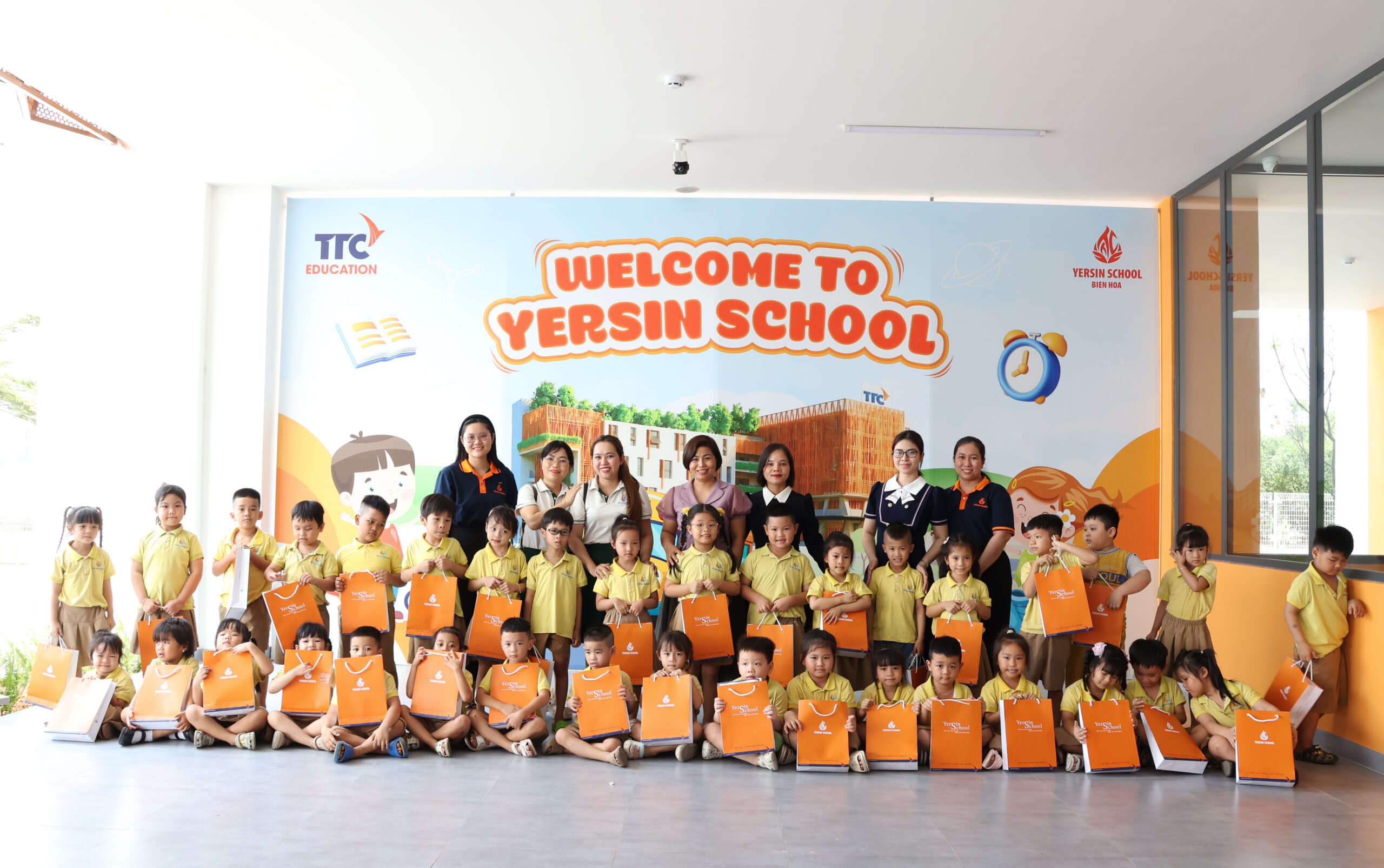RECAP CHƯƠNG TRÌNH TRẢI NGHIỆM  “MỘT NGÀY LÀM HỌC SINH LỚP MỘT” TẠI YERSIN SCHOOL