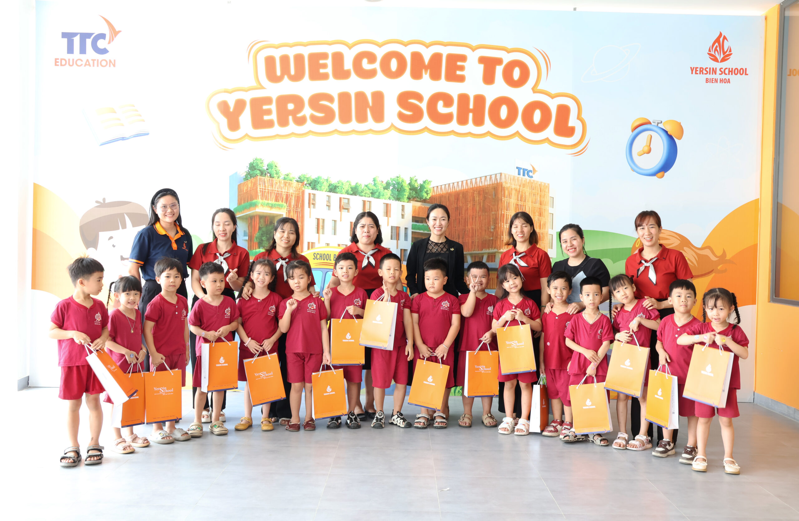MỘT NGÀY LÀM HỌC SINH LỚP 1 TẠI TRƯỜNG TIỂU HỌC YERSIN BIÊN HÒA CỦA TRƯỜNG MẦM NON CÁNH ÉN TUỔI THƠ