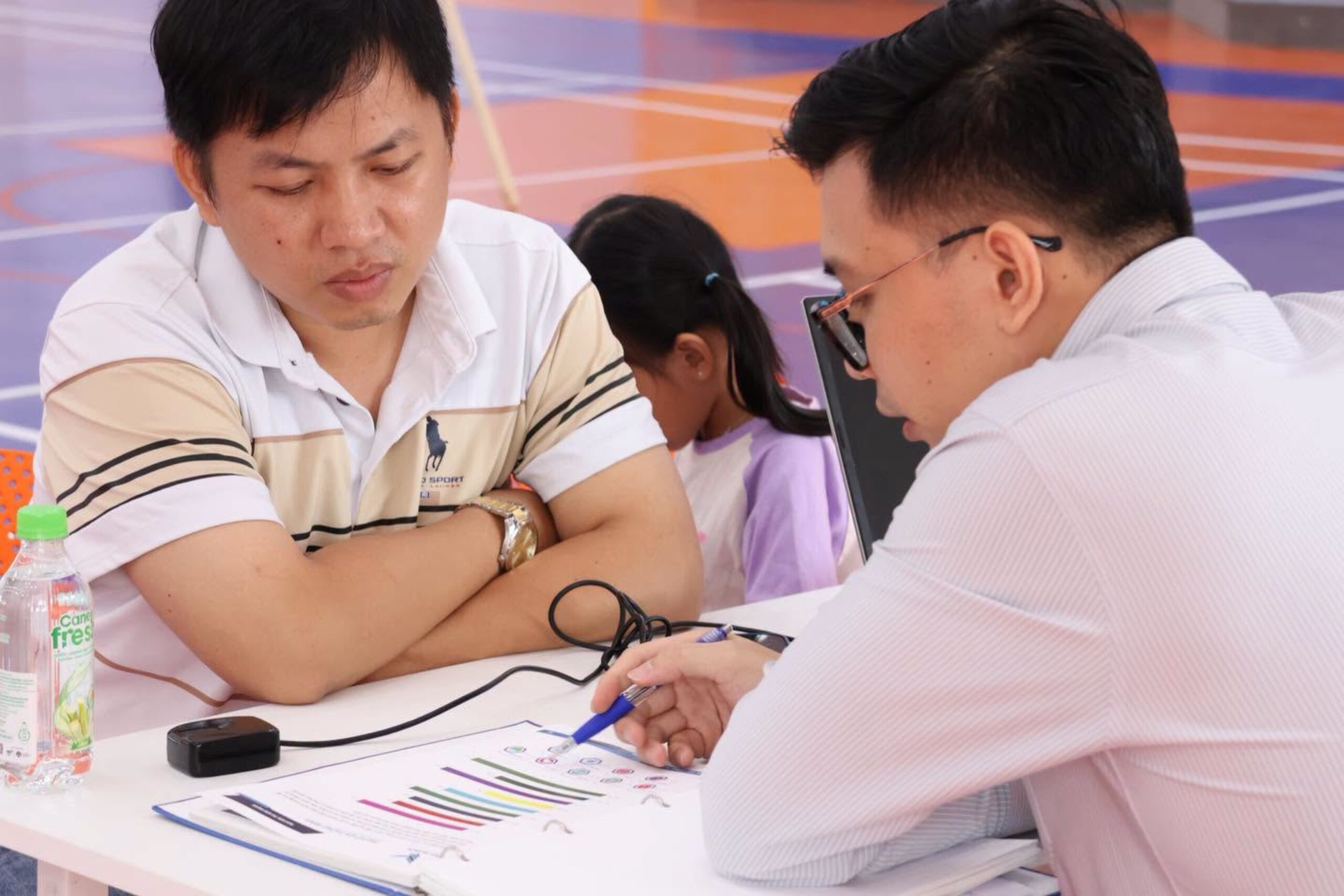 RECAP: RỘN RÀNG KHÔNG GIAN TRẢI NGHIỆM ĐẦY Ý NGHĨA TẠI SỰ KIỆN “GIẢI MÃ VÂN TAY – THẤU HIỂU CON YÊU”