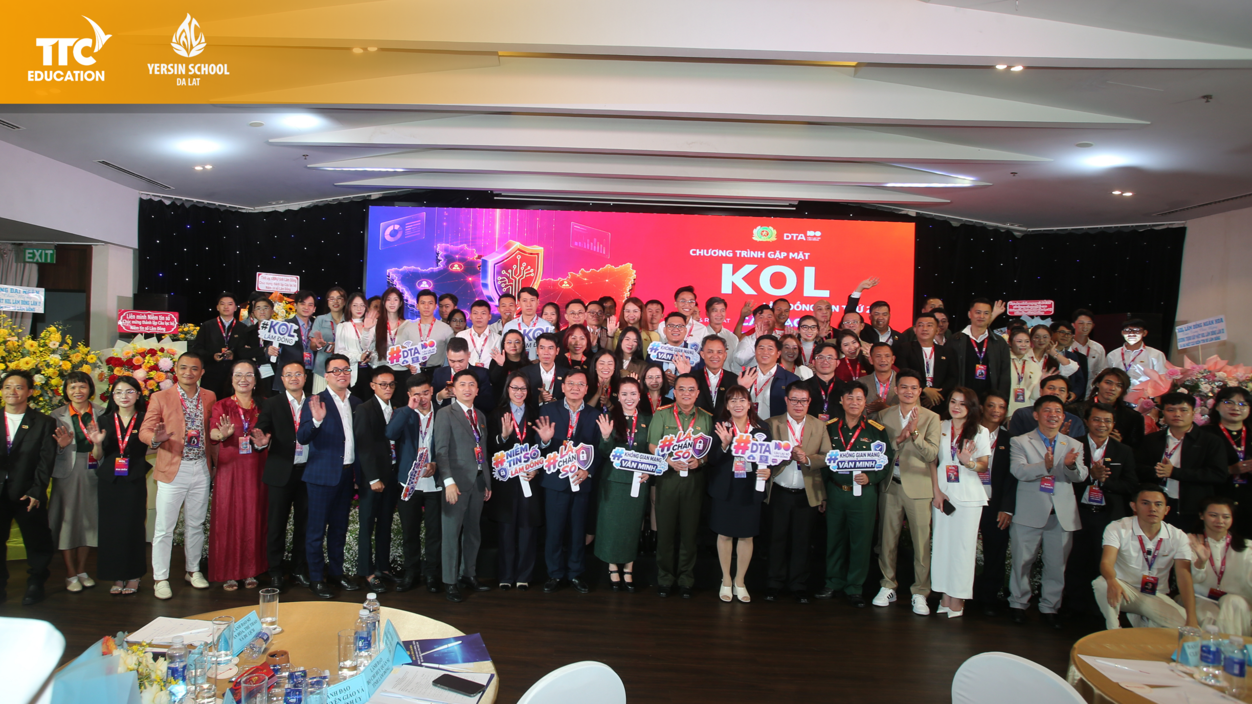 Kỷ yếu lưu niệm chương trình gặp mặt KOL tỉnh Lâm Đồng lần thứ II